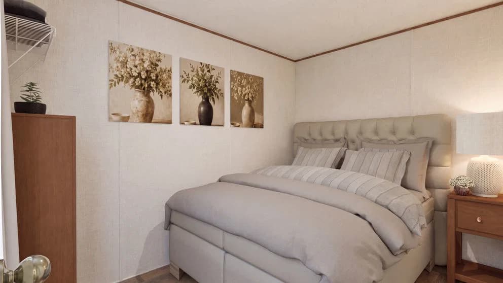 Buttercup bedroom home features