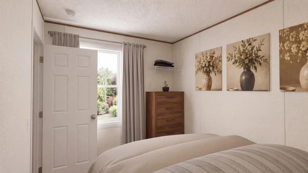 Buttercup bedroom home features
