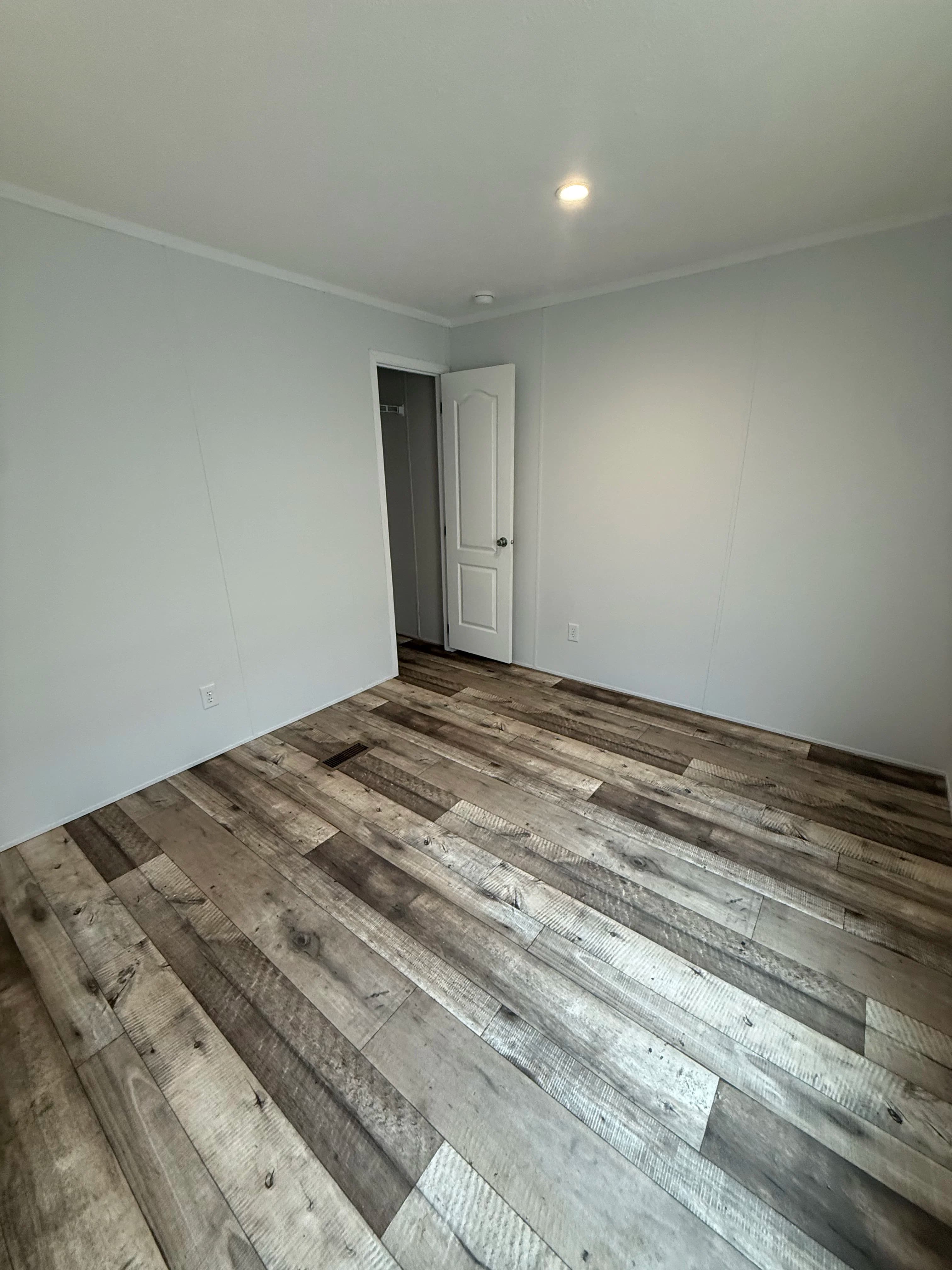 Hamilton (repo)  home features