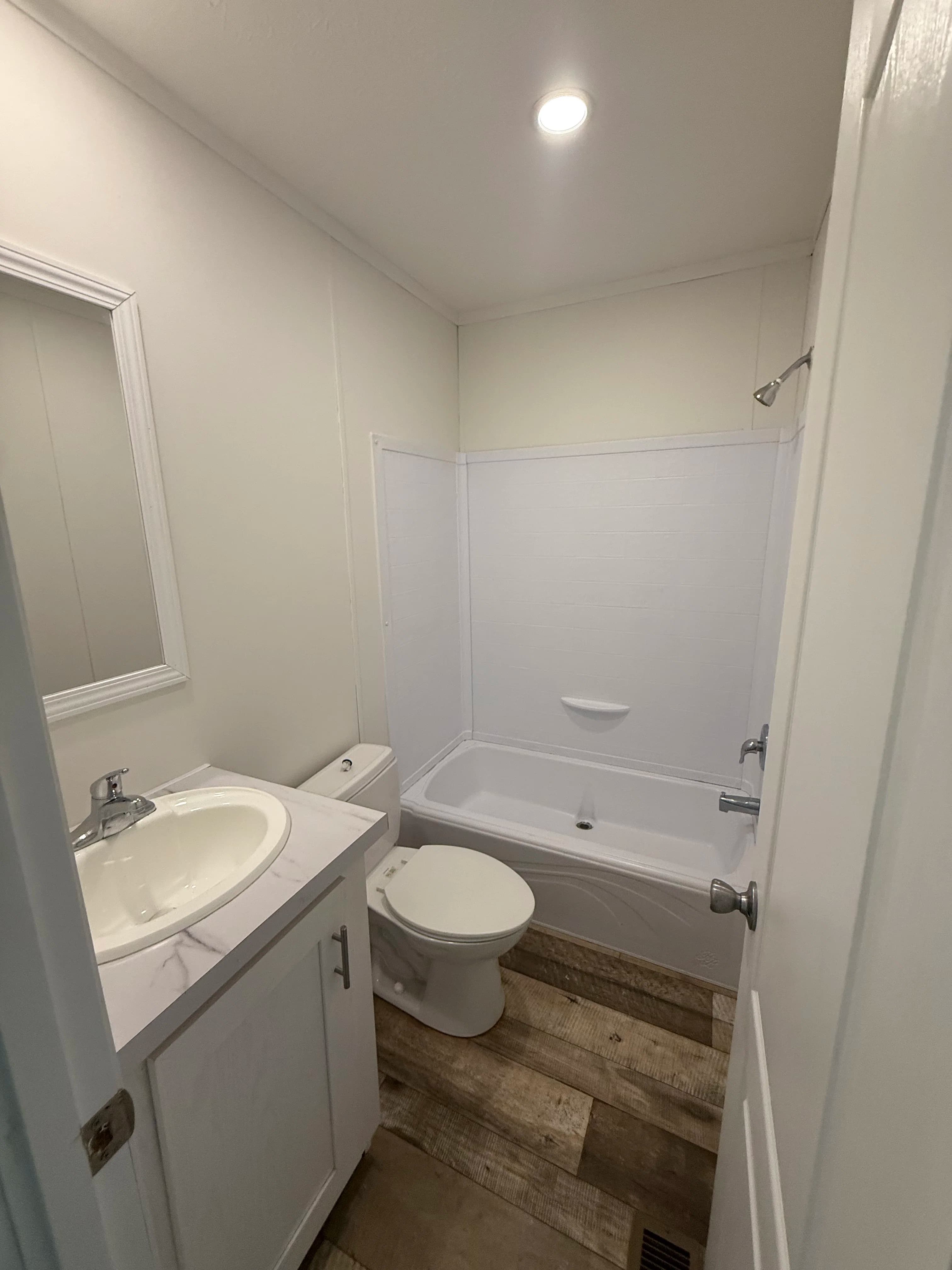 Hamilton (repo)  home features