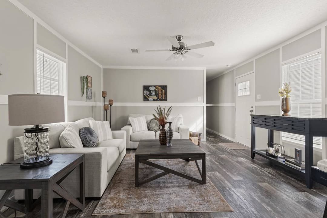 Grand slam 1676401 interior home features