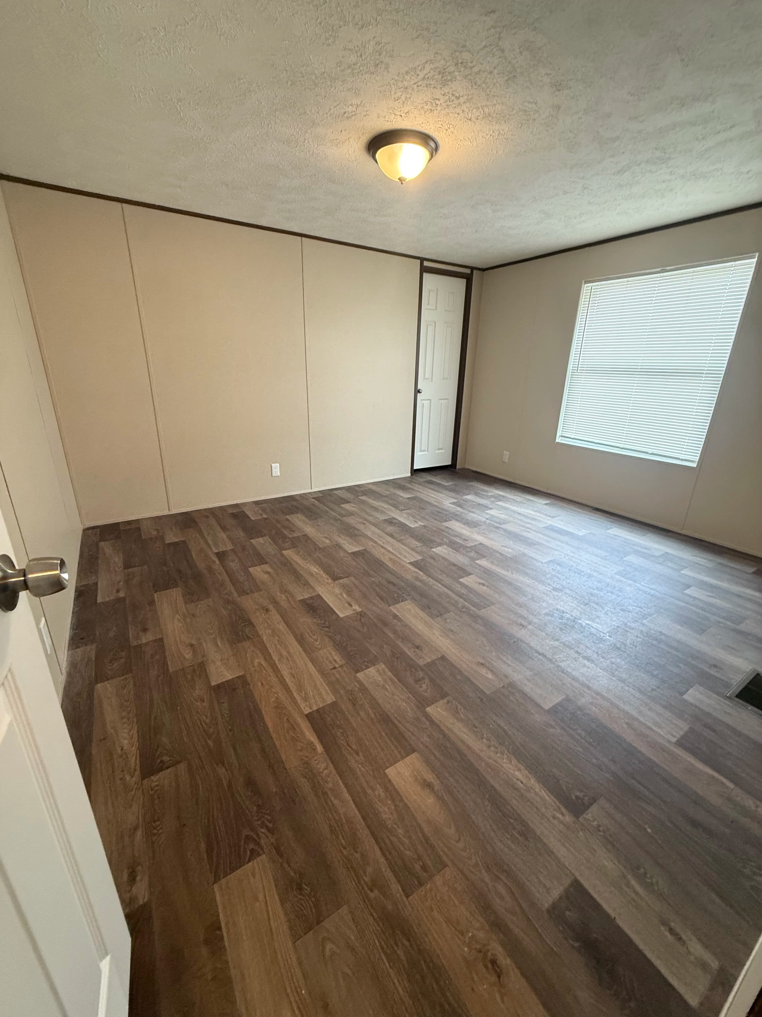 Triumph (repo)  home features