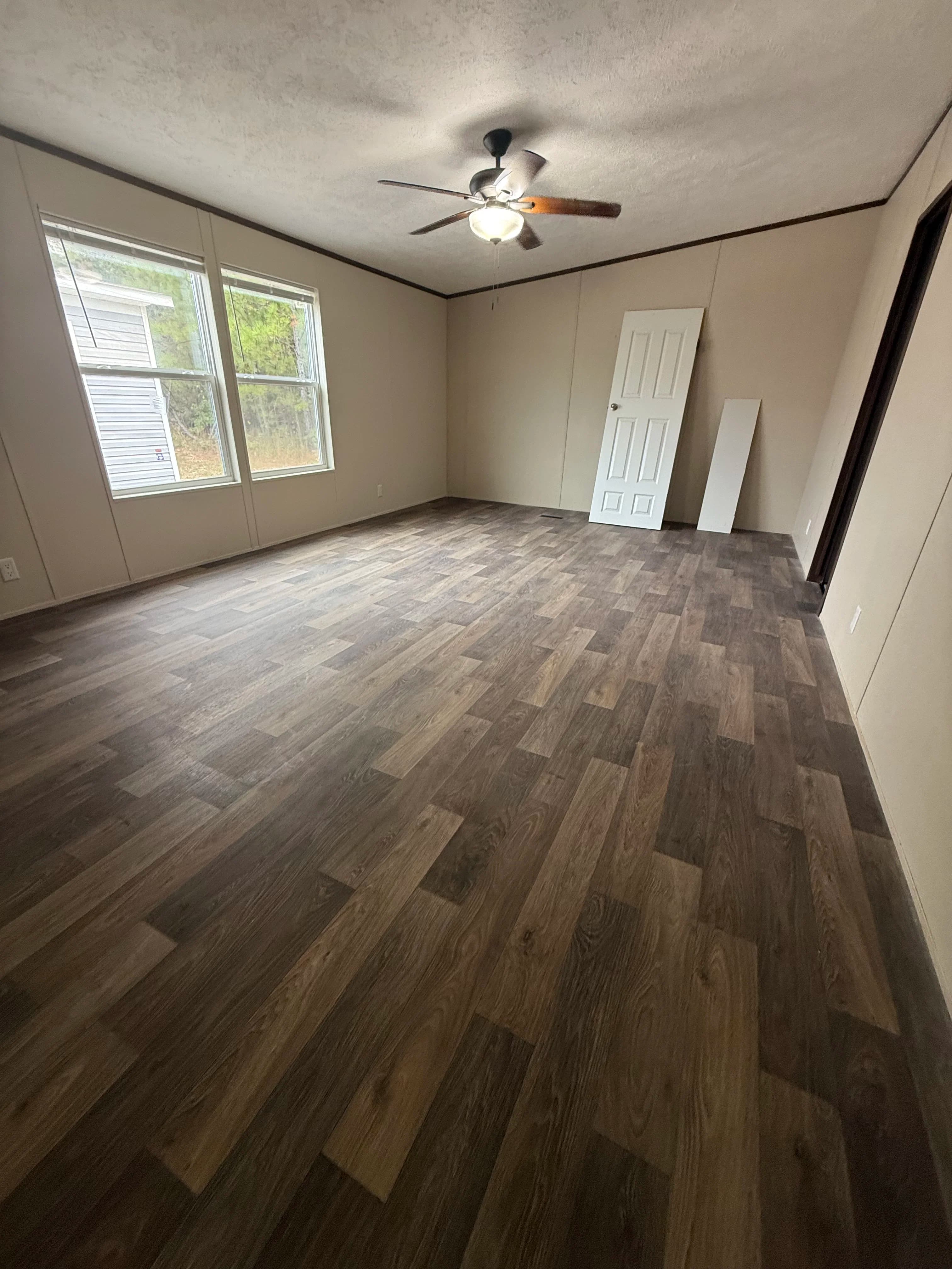 Triumph (repo)  home features