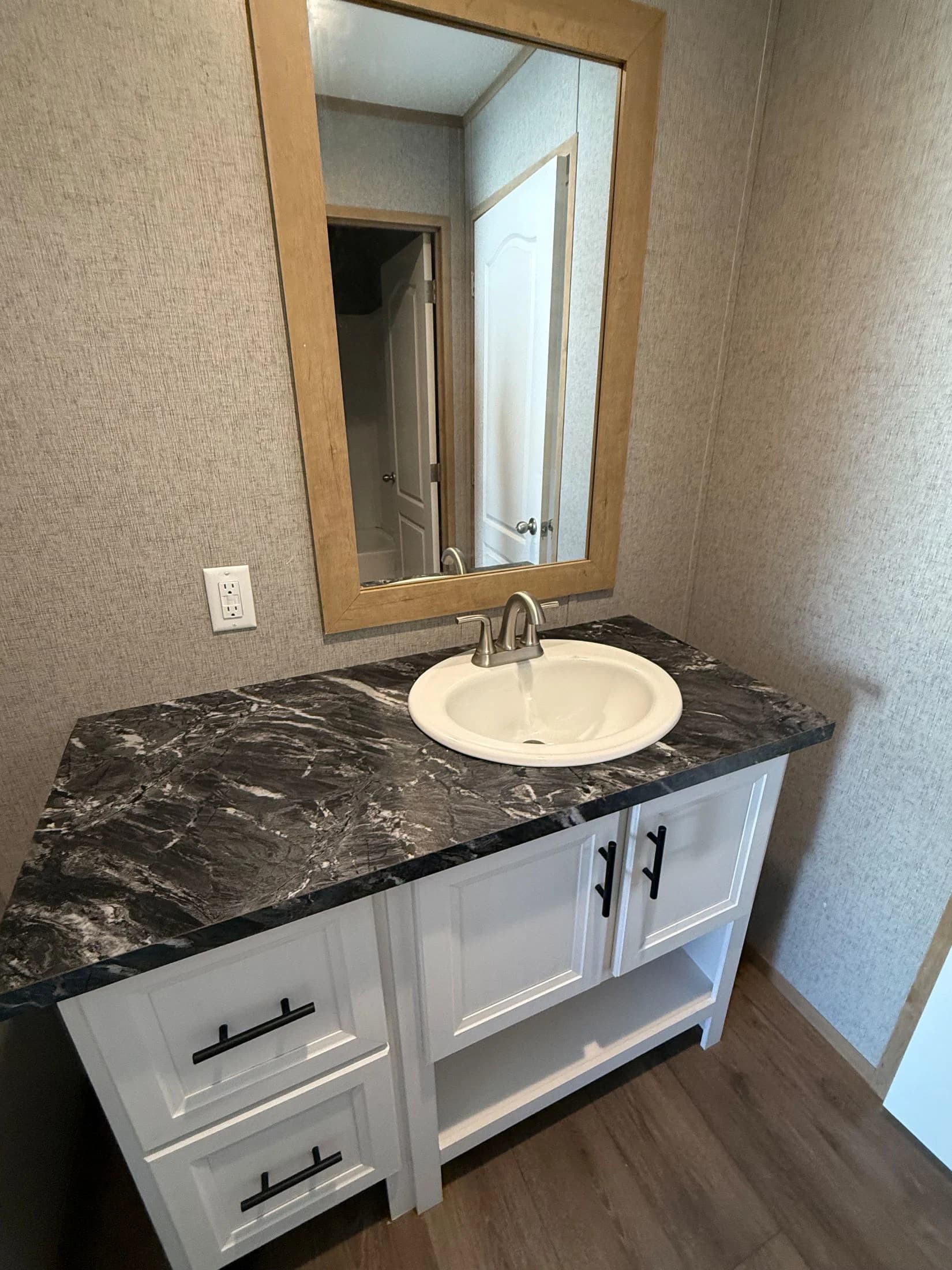 Epic summit  home features