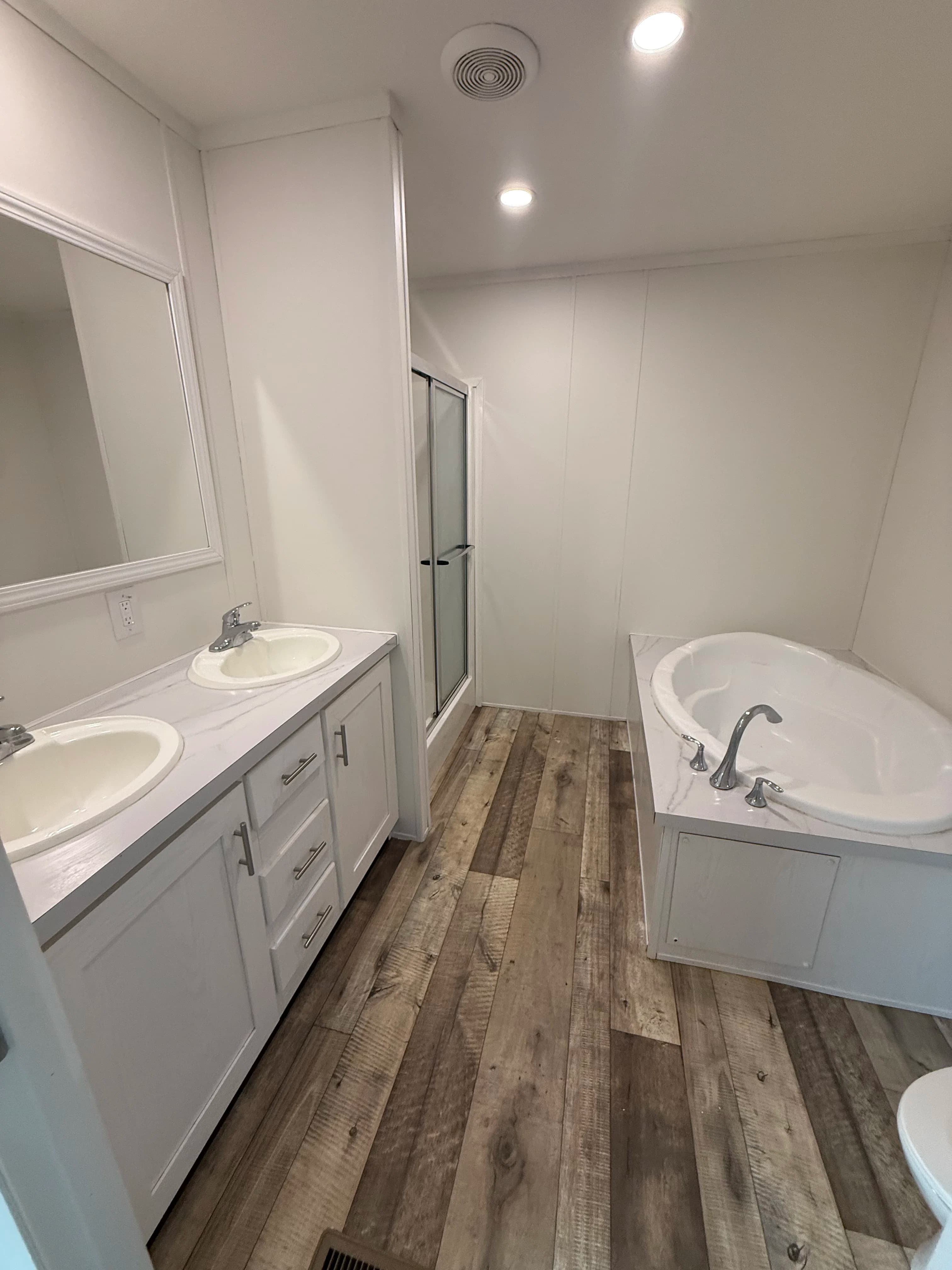 Hamilton (repo)  home features