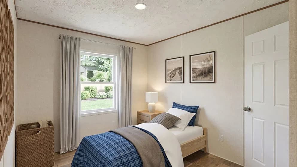 Maple bedroom home features