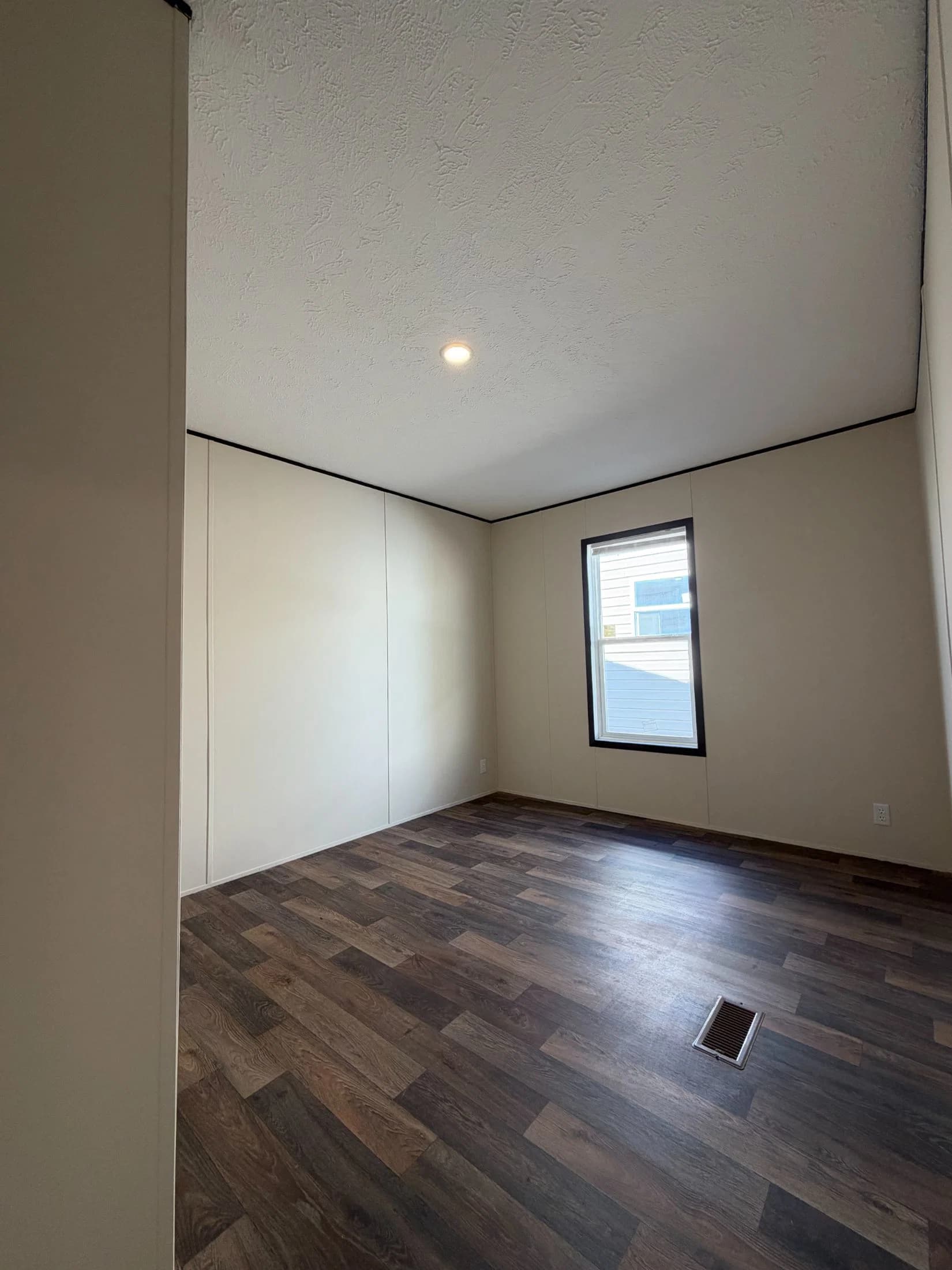 Hamilton (repo)  home features