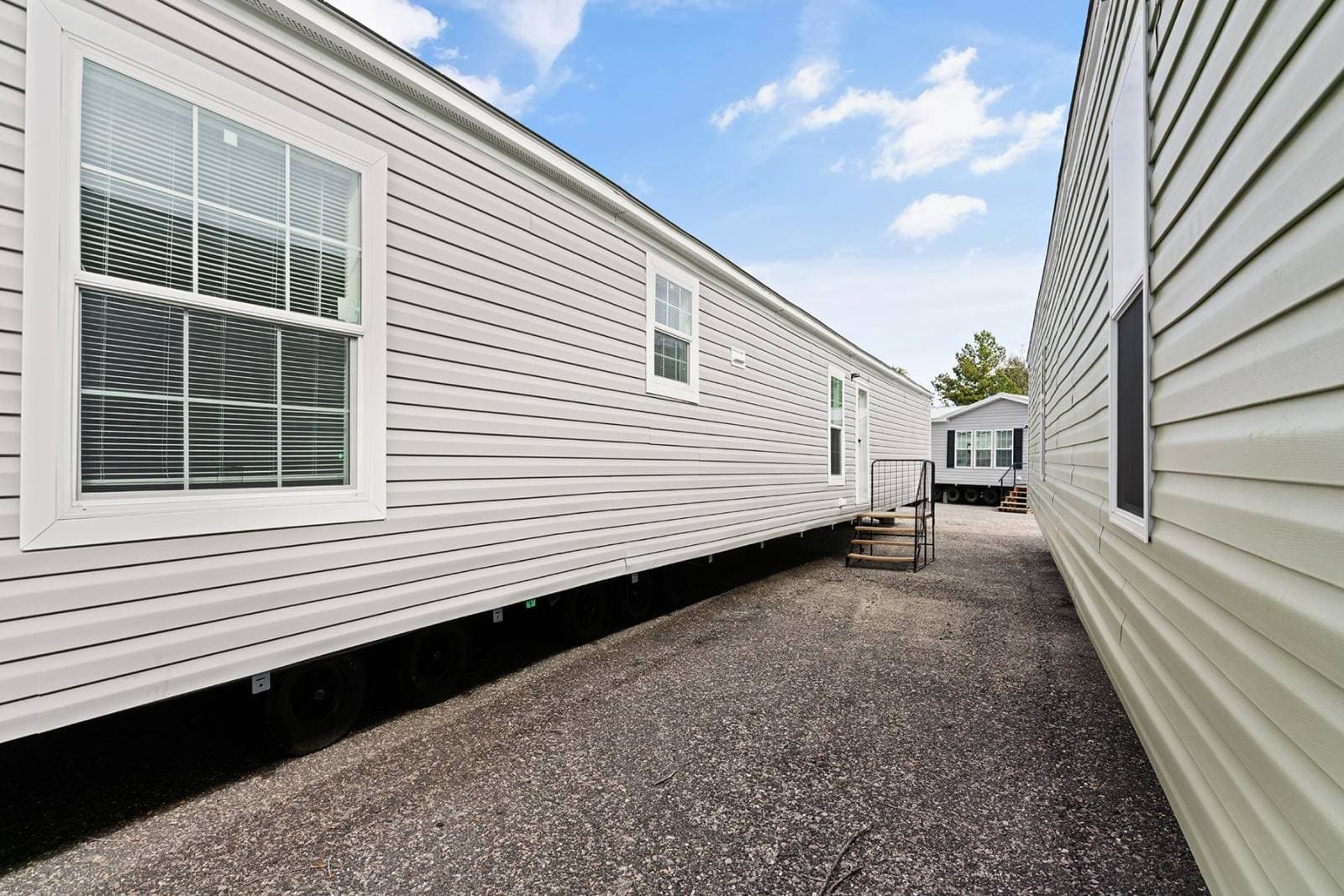 Grand slam 1676401 exterior home features