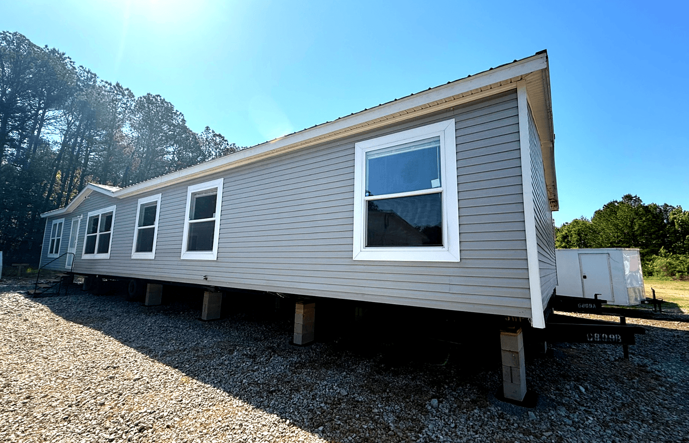  hamilton burlington  home features