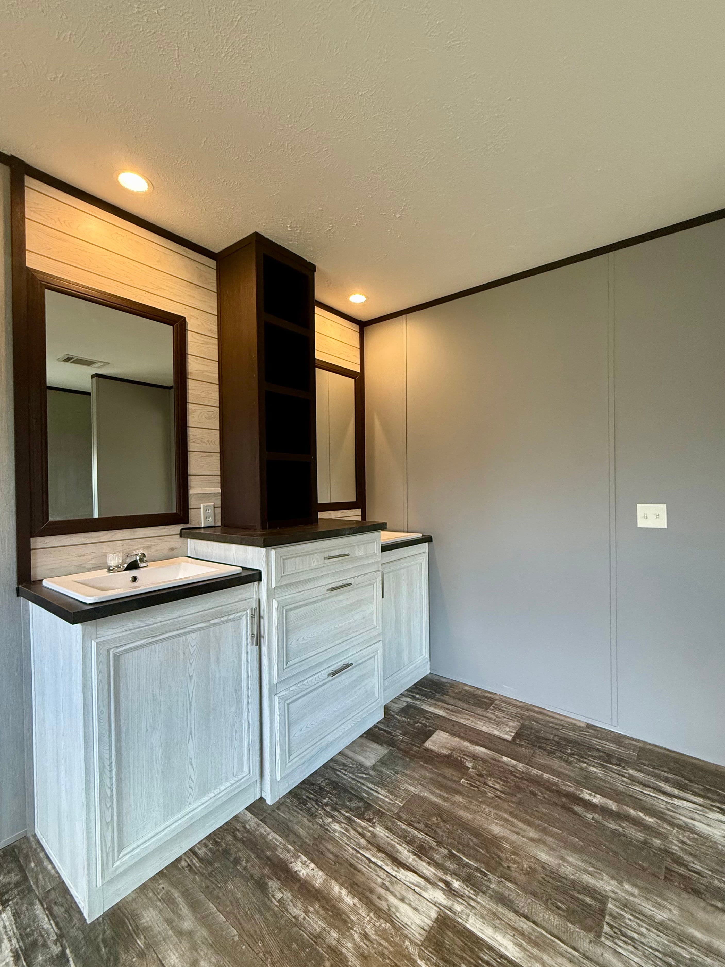 S.e. shoreline 2020   home features