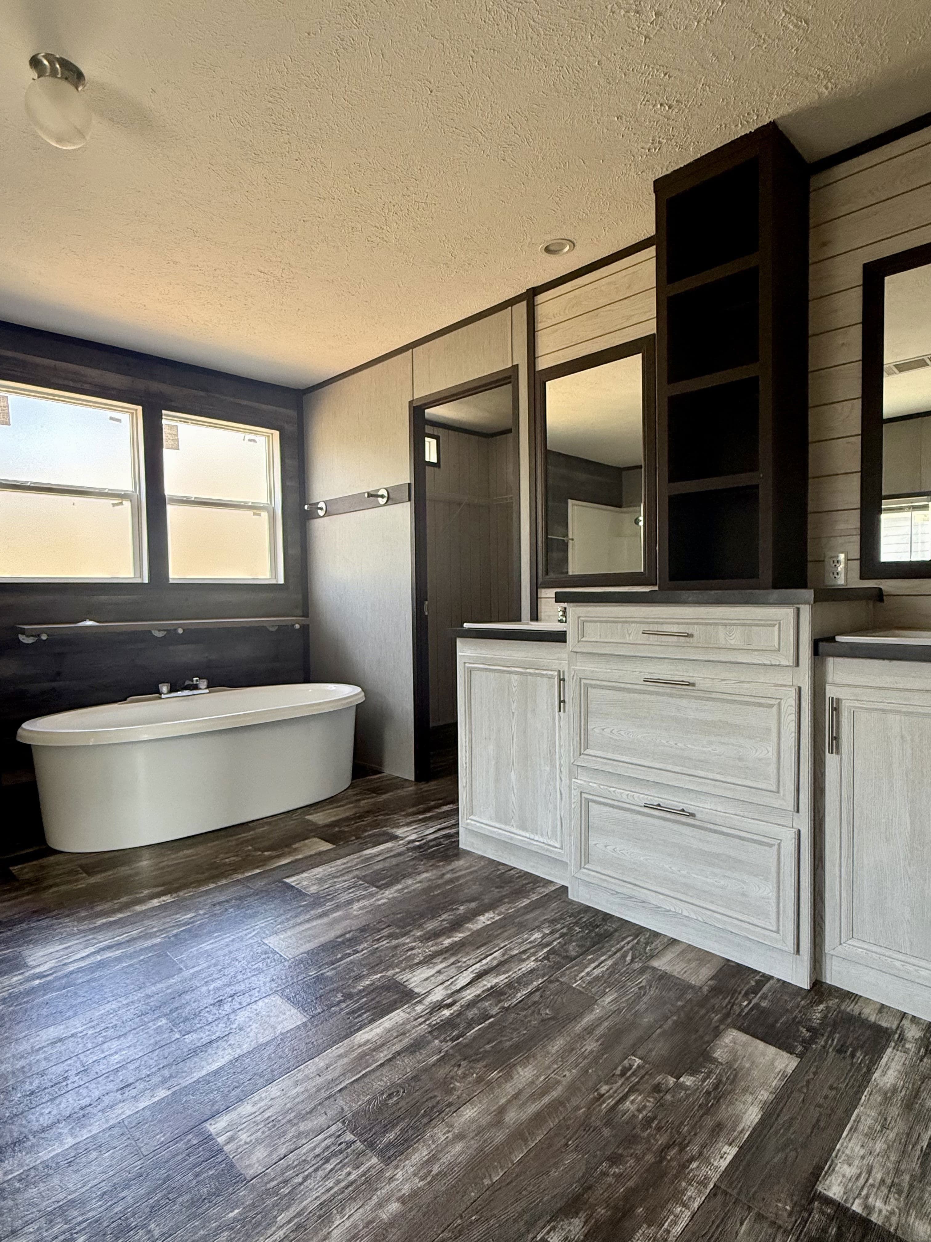 S.e. shoreline 2020  hero home features